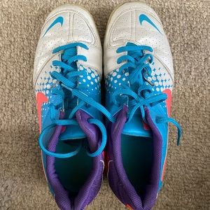 Men’s Nike Indoor Soccer shoe - SIZE 9